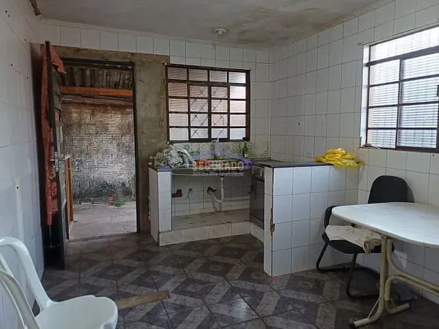 Casa 5 quartos e 3 banheiros, à venda, no bairro Jardim Santa Terezinha (Nova Veneza) em Sumaré