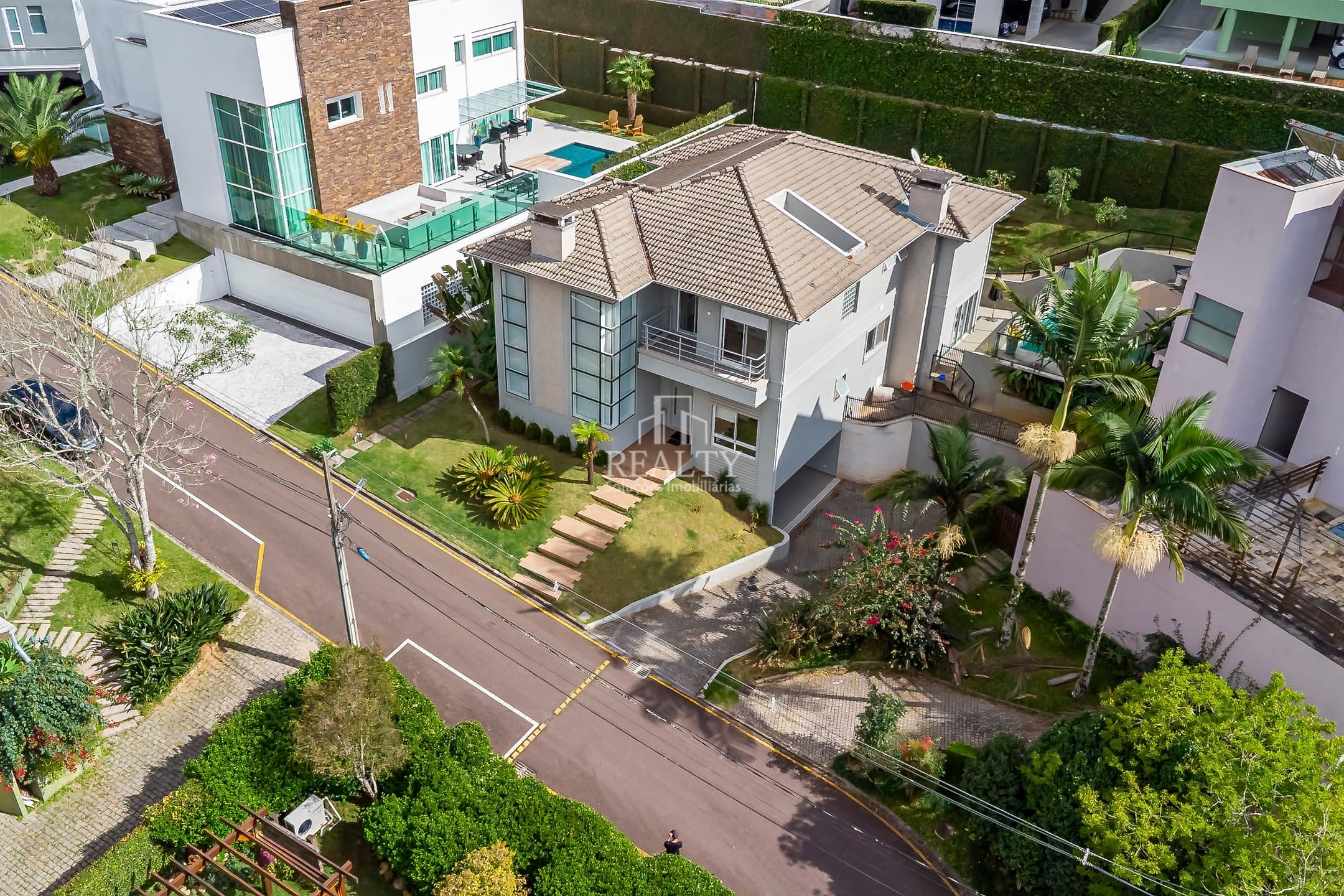 Casa à venda com 5 quartos, 500m² - Foto 10