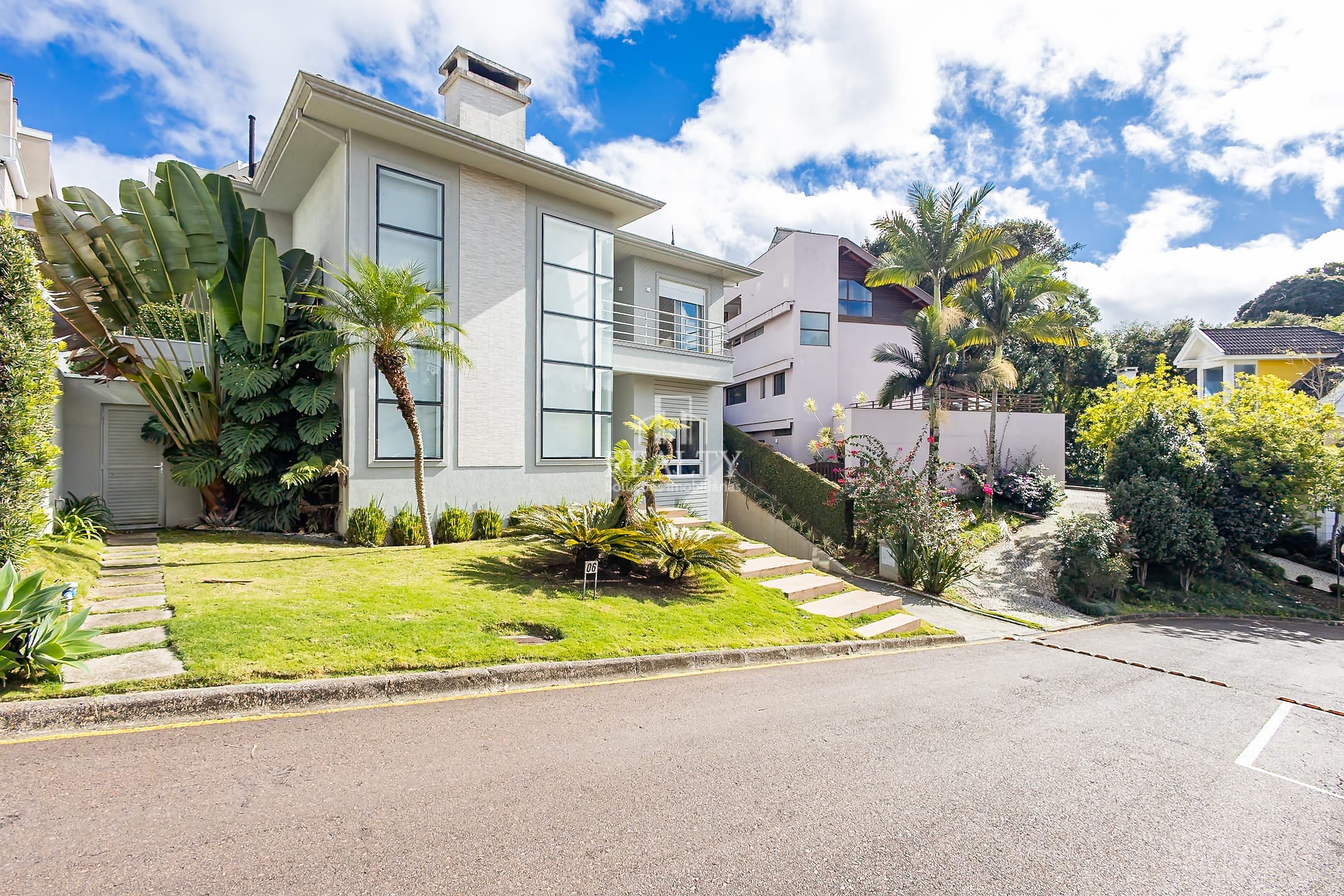 Casa à venda com 5 quartos, 500m² - Foto 25