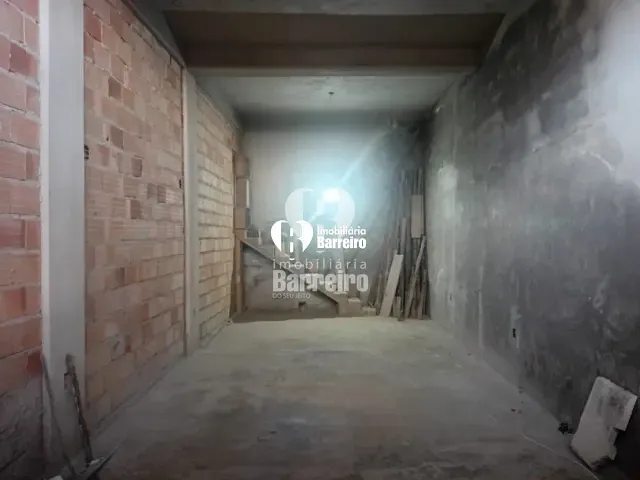 Casa 4 quartos e 2 banheiros, à venda, no bairro Lindéia (Barreiro) em Belo Horizonte
