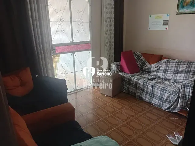 Casa 4 quartos e 2 banheiros, à venda, no bairro Lindéia (Barreiro) em Belo Horizonte