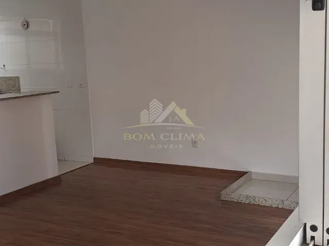 Casa 2 quartos e 1 banheiro, à venda, no bairro Vivendas da Serra em Juiz de Fora