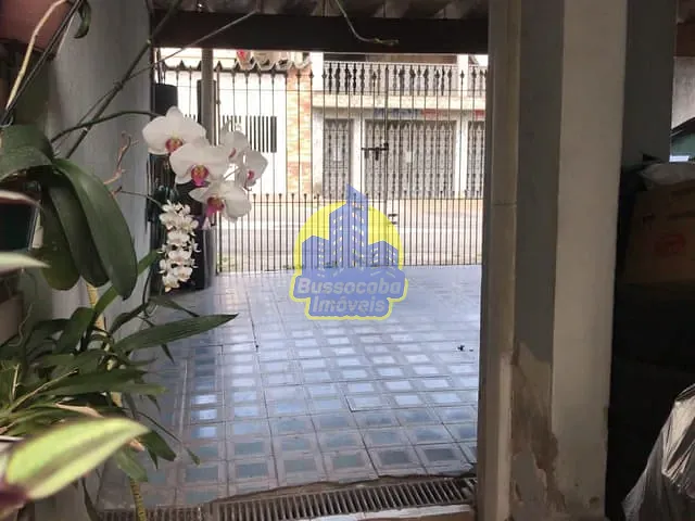 Casa com 300m² 4 quartos e 3 banheiros, à venda, no bairro Jardim das Flores em Osasco