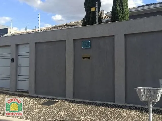 Casa com 300m² 3 quartos e 3 banheiros, à venda, no bairro Residencial Villa Bella em Anápolis