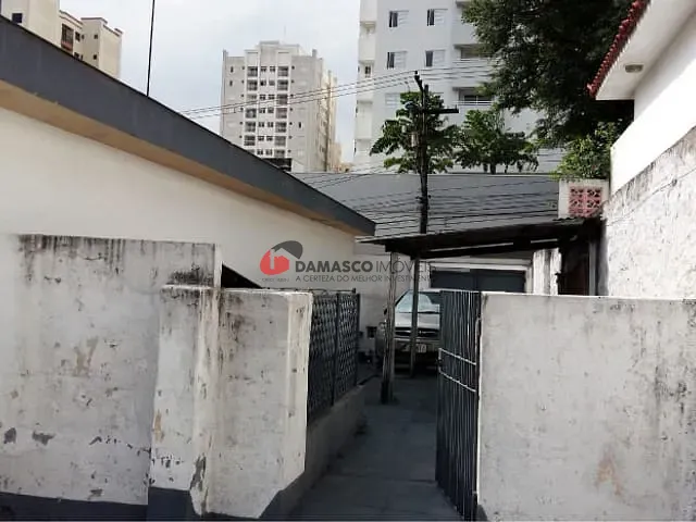 Casa com 440m² 2 quartos e 1 banheiro, à venda, no bairro Cerâmica em São Caetano do Sul