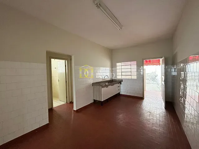 Casa 3 quartos e 1 banheiro, à venda, no bairro Centro em Porto Feliz