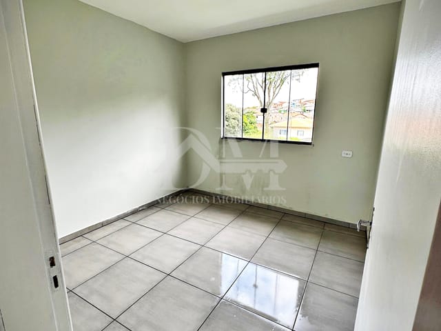 Casa 2 quartos e 1 banheiro, à venda, no bairro Remonta em Jaguariaíva