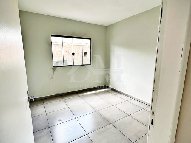 Casa 2 quartos e 1 banheiro, à venda, no bairro Remonta em Jaguariaíva