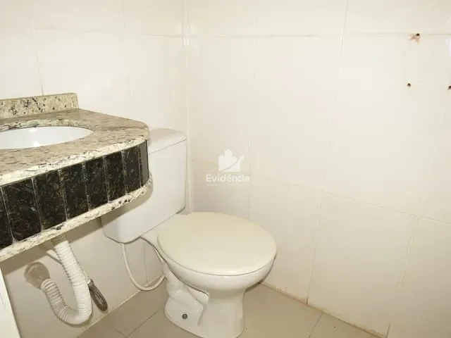 Casa com 620m² 13 quartos e 7 banheiros, à venda, no bairro Canadá em Londrina