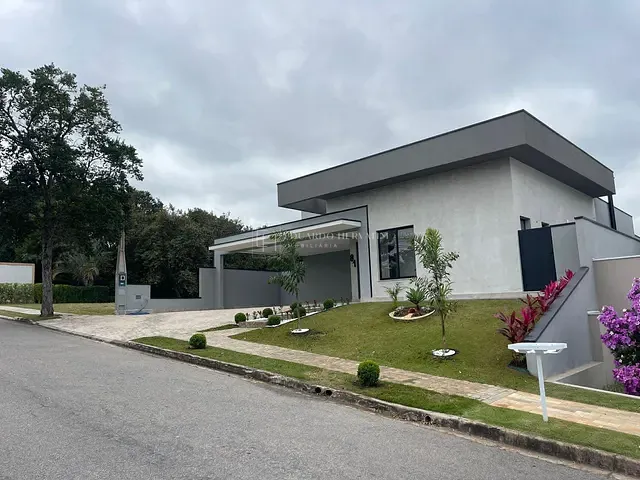 Casa 4 quartos e 7 banheiros, à venda ou para alugar, no bairro Vila Hortolândia em Jundiaí