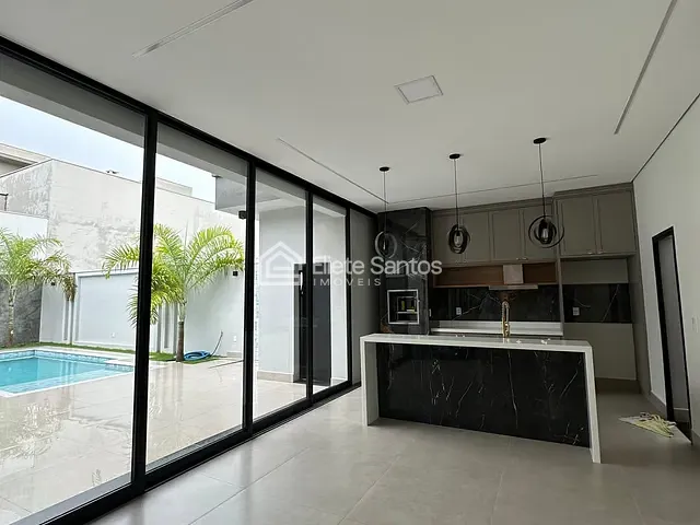 Casa com 450m² 3 quartos e 5 banheiros, à venda, no bairro Chácara Letônia em Americana