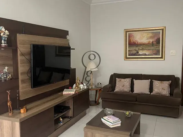 Casa 4 quartos e 4 banheiros, à venda ou para alugar, no bairro Cambuci em São Paulo