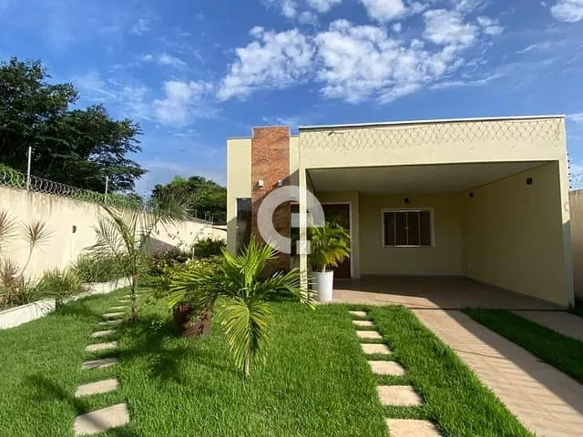 Casa 1 quarto e 2 banheiros, para alugar, no bairro urumanduba04 em Santarém