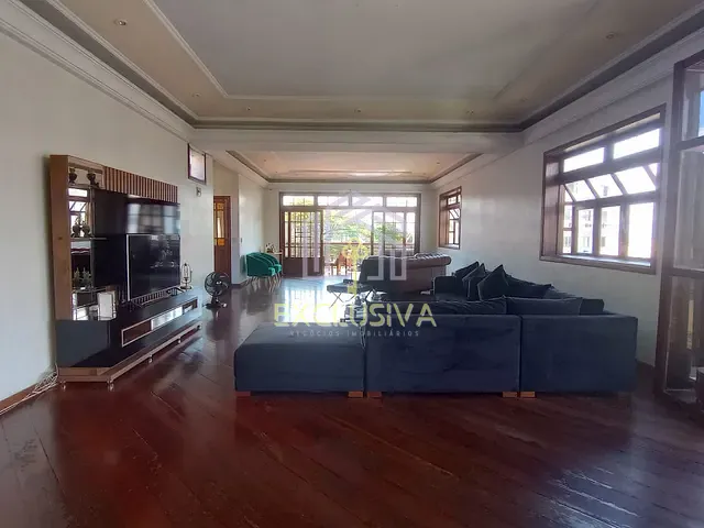 Casa com 800m² 4 quartos e 7 banheiros, à venda, no bairro Jardim Guanabara em Rio de Janeiro