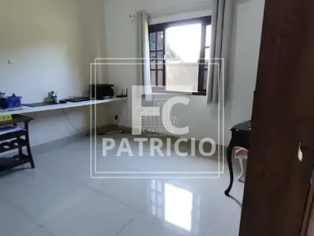 Casa com 720m² 4 quartos e 1 banheiro, à venda, no bairro Parque Fleixal em Guapimirim