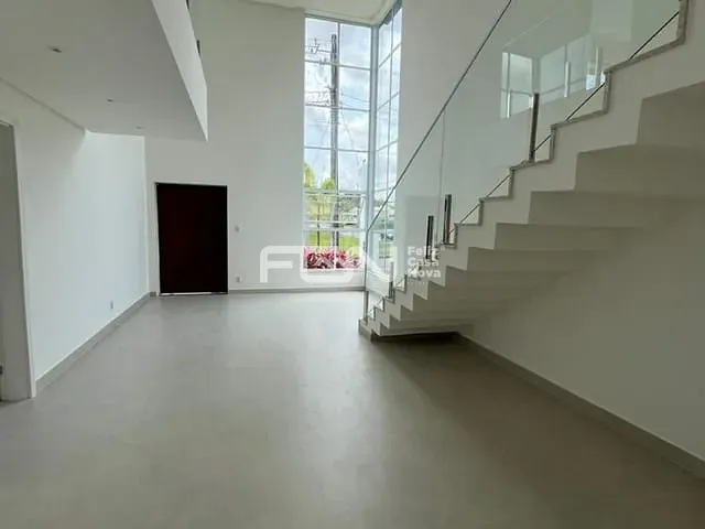 Casa com 288m² 4 quartos e 5 banheiros, à venda, no bairro cascalheira em Camaçari