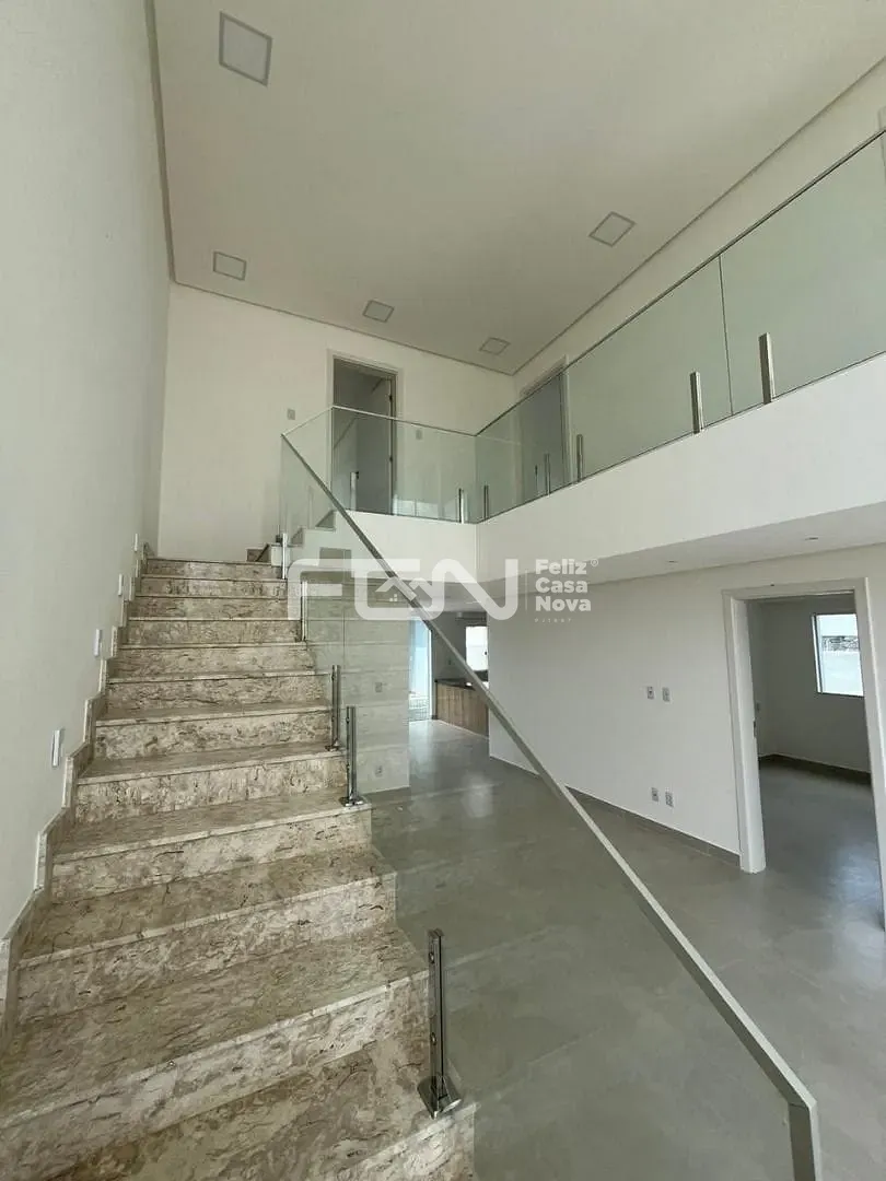 Casa, 4 quartos, 226 m² - Foto 4