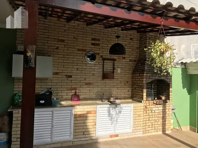 Casa com 250m² 4 quartos e 5 banheiros, à venda, no bairro Vargem Pequena em Rio de Janeiro