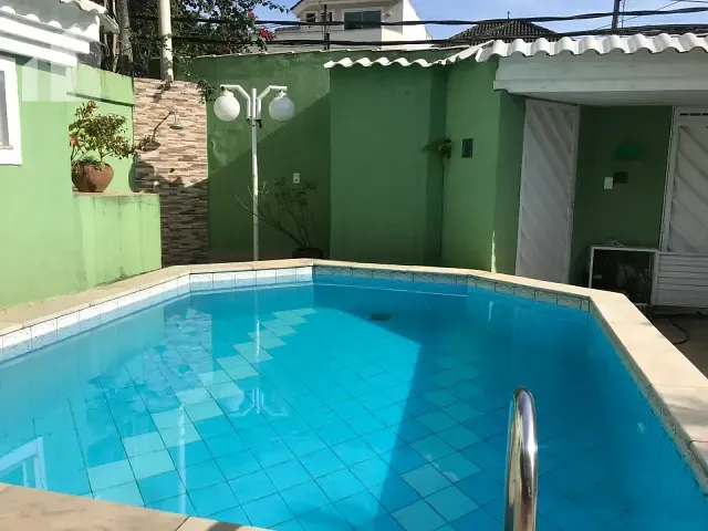 Casa com 250m² 4 quartos e 5 banheiros, à venda, no bairro Vargem Pequena em Rio de Janeiro