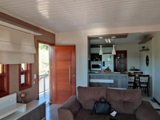 Casa com 200m² 3 quartos e 2 banheiros, à venda, no bairro Caravágio em Nova Prata