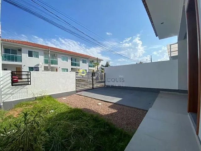 Casa com 180m² 3 quartos e 2 banheiros, à venda, no bairro Forquilhas em São José