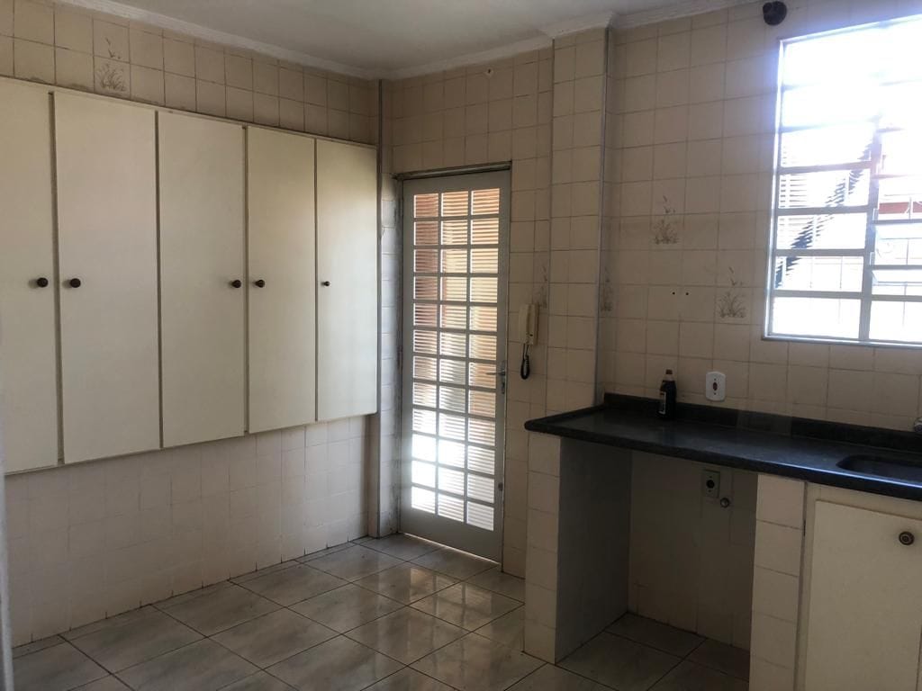 Casa, 3 quartos, 210 m² - Foto 24