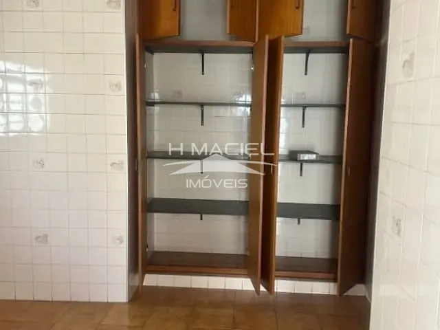 Casa com 250m² 3 quartos e 2 banheiros, para alugar, no bairro Jardim Miranda em Campinas