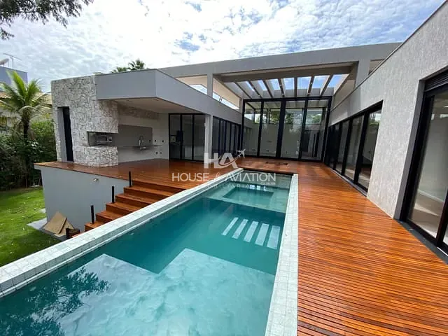 Casa com 1590m² 4 quartos e 5 banheiros, à venda, no bairro Residencial Aldeia do Vale em Goiânia