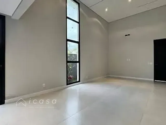 Casa com 300m² 3 quartos e 4 banheiros, à venda, no bairro Cecap em Taubaté