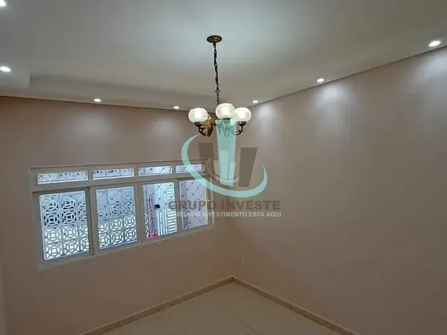 Casa com 220m² 3 quartos e 2 banheiros, à venda, no bairro CENTRO em ARARAQUARA