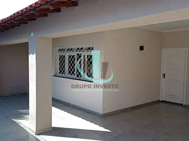 Casa com 220m² 3 quartos e 2 banheiros, à venda, no bairro CENTRO em ARARAQUARA