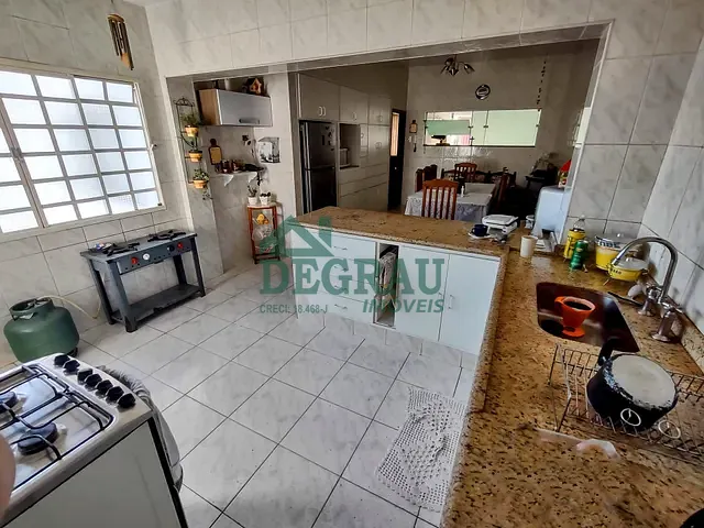 Casa 3 quartos e 1 banheiro, à venda, no bairro Centro em Itapeva