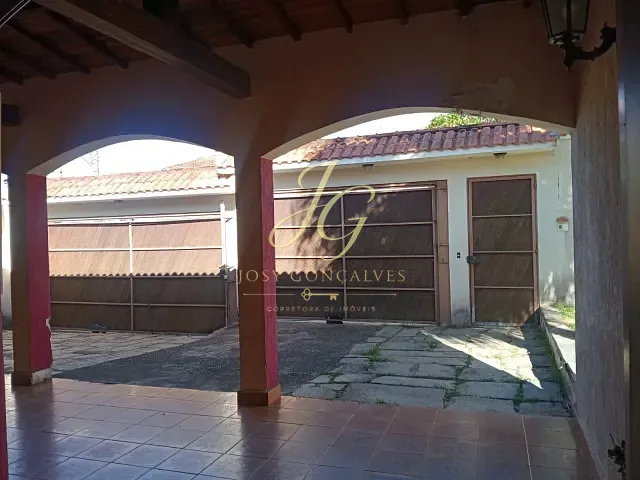 Casa 4 quartos e 6 banheiros, à venda, no bairro Vila Oliveira em Mogi das Cruzes
