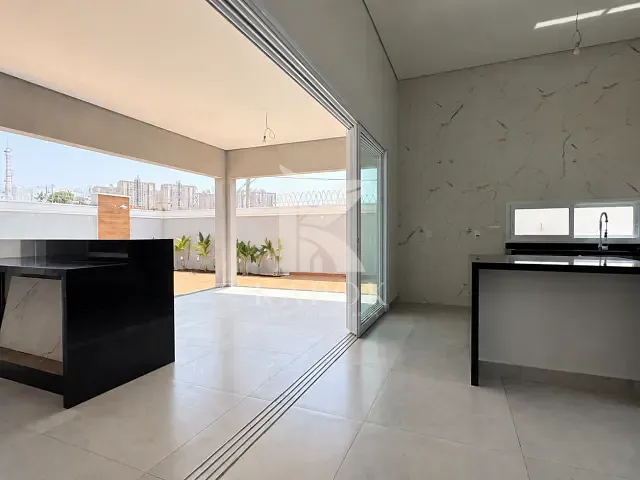 Casa 3 quartos e 6 banheiros, à venda, no bairro Zona Predominantemente Residencial Dois ( ZPR 2) em Nova Odessa