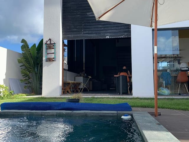 Casa com 300m² 3 quartos e 4 banheiros, à venda, no bairro Mosqueiro em Aracaju