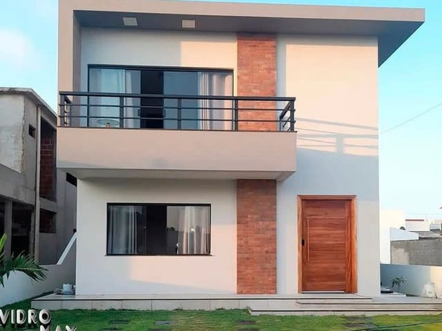 Casa com 300m² 3 quartos e 4 banheiros, à venda, no bairro Mosqueiro em Aracaju