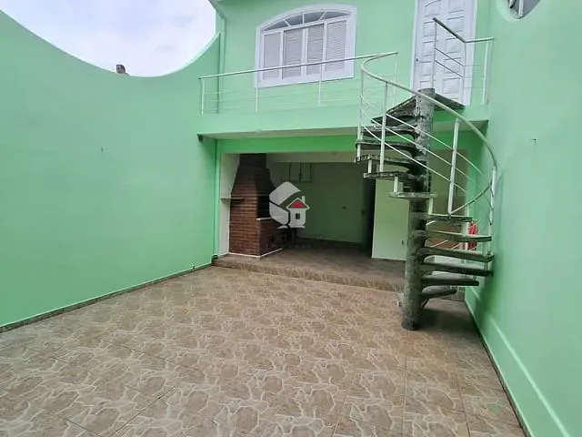 Casa com 180m² 4 quartos e 3 banheiros, para alugar, no bairro Cidade das Flores em Osasco