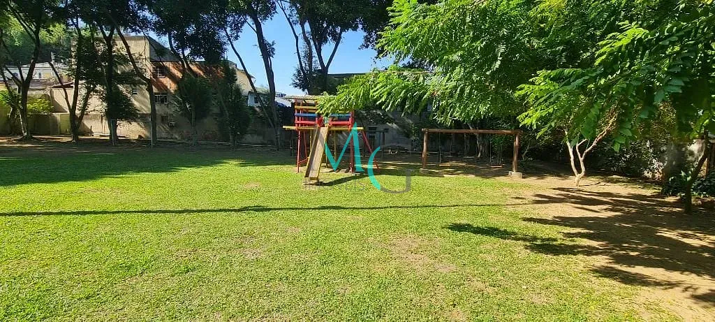 Casa, 4 quartos, 230 m² - Foto 33
