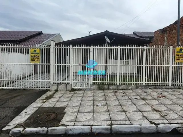Casa com 300m² 2 quartos e 1 banheiro, à venda, no bairro Morada do Vale I em Gravataí