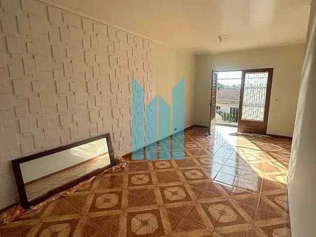 Casa 3 quartos e 3 banheiros, à venda, no bairro Santa Lúcia em Poços de Caldas