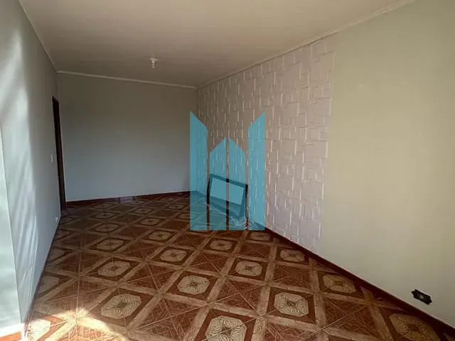 Casa 3 quartos e 3 banheiros, à venda, no bairro Santa Lúcia em Poços de Caldas