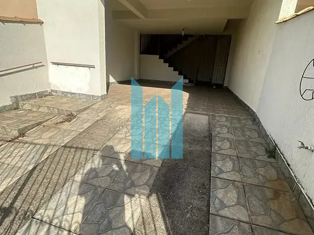 Casa 3 quartos e 3 banheiros, à venda, no bairro Santa Lúcia em Poços de Caldas