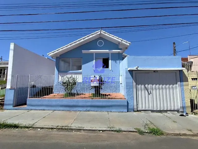 Casa com 452m² 3 quartos e 2 banheiros, à venda, no bairro Alto em Botucatu