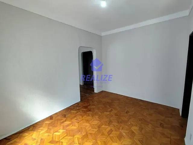 Casa com 452m² 3 quartos e 2 banheiros, à venda, no bairro Alto em Botucatu