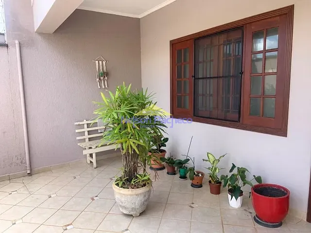 Casa com 1m² 3 quartos e 2 banheiros, à venda, no bairro Loteamento Chacara Clemente em Capivari