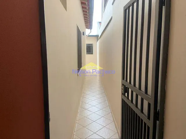 Casa com 1m² 3 quartos e 2 banheiros, à venda, no bairro Loteamento Chacara Clemente em Capivari