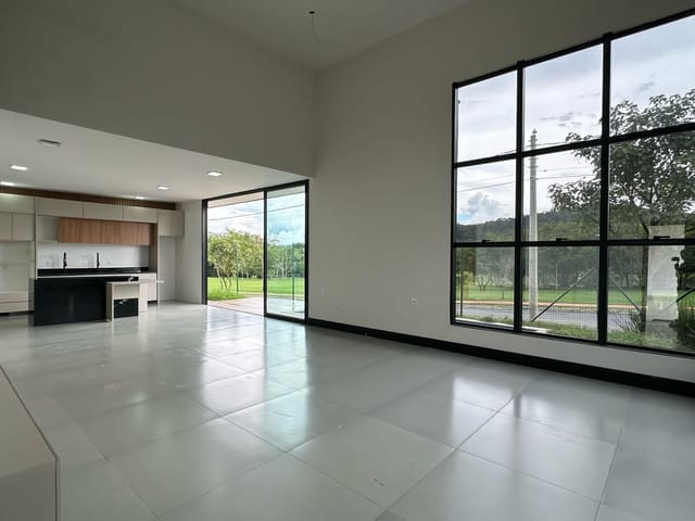 Foto do Casa - Casa com 3 dormitórios à venda, 197 m² por R$ 1.350.000,00 - Jardins Porto - Senador Canedo/GO | Portfolio Imóveis