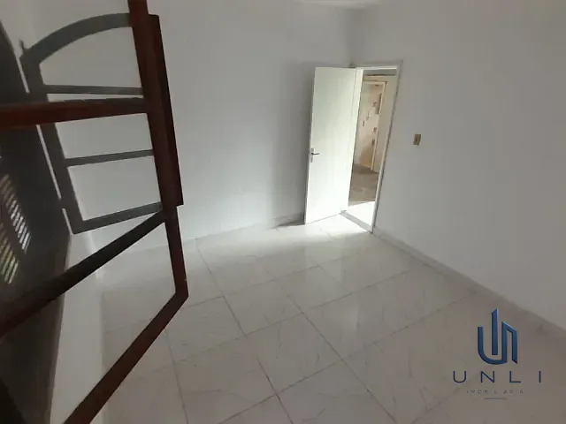 Casa 1 quarto e 1 banheiro, para alugar, no bairro Jardim Amália em Volta Redonda