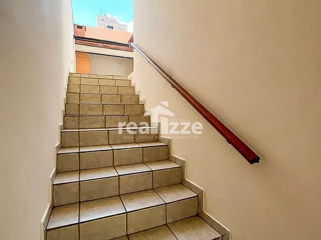 Casa com 157m² 3 quartos e 2 banheiros, à venda, no bairro Centro em Itapira