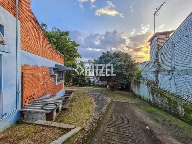 Prédio com 382m², para alugar, no bairro Vila Nova em Novo Hamburgo
